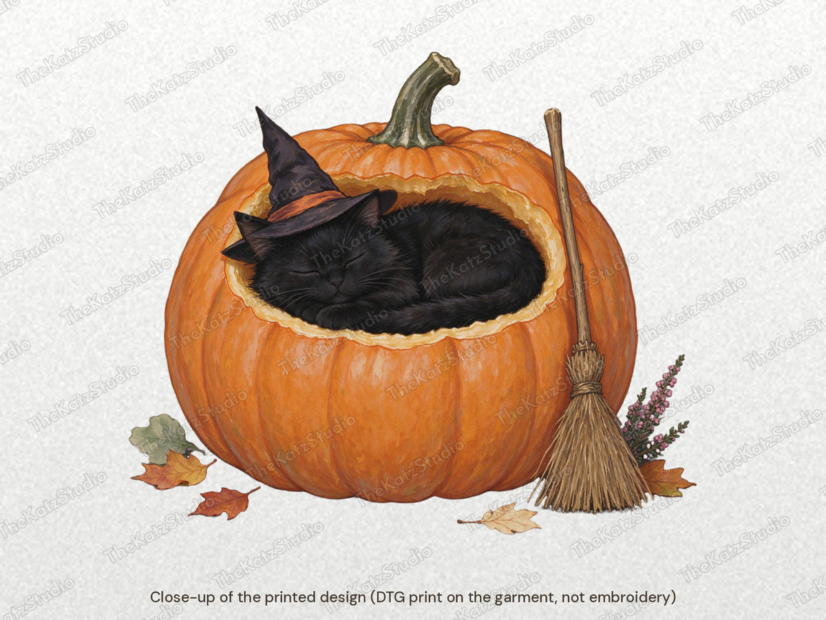 The Witch's Cat Is Off Duty sweatshirt and T-shirt – print close-up